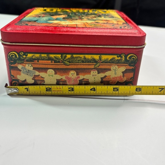 Crayola Crayon Christmas Collectible Holiday Tin Kids Vintage 1992 Empty - Picture 10 of 11